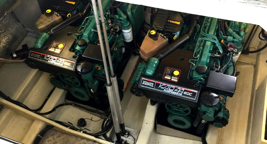 Windy engineroom 2xKAD44